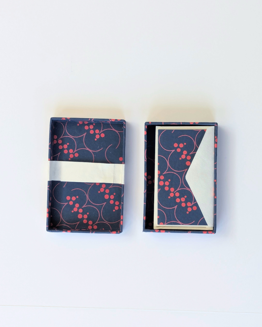 Upcycled Cotton Pulp Greeting Cards - Snaap Red & Navy | Set of 10 in a Box
