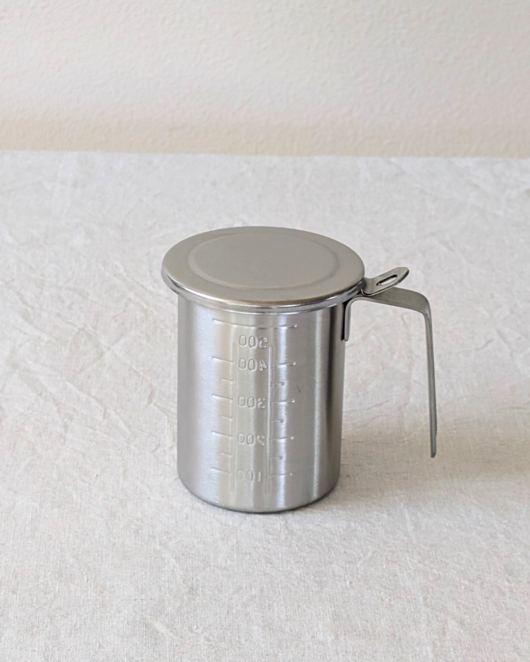 Drip-Free Oil Pot with Fine Mesh Filter – Small / Large