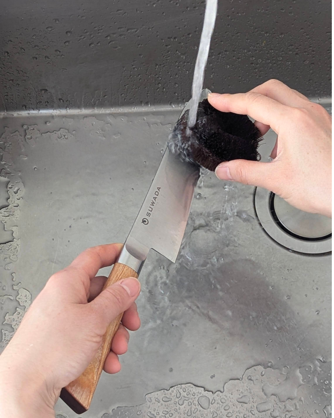 Shuro Tawashi Brush - Small
Success