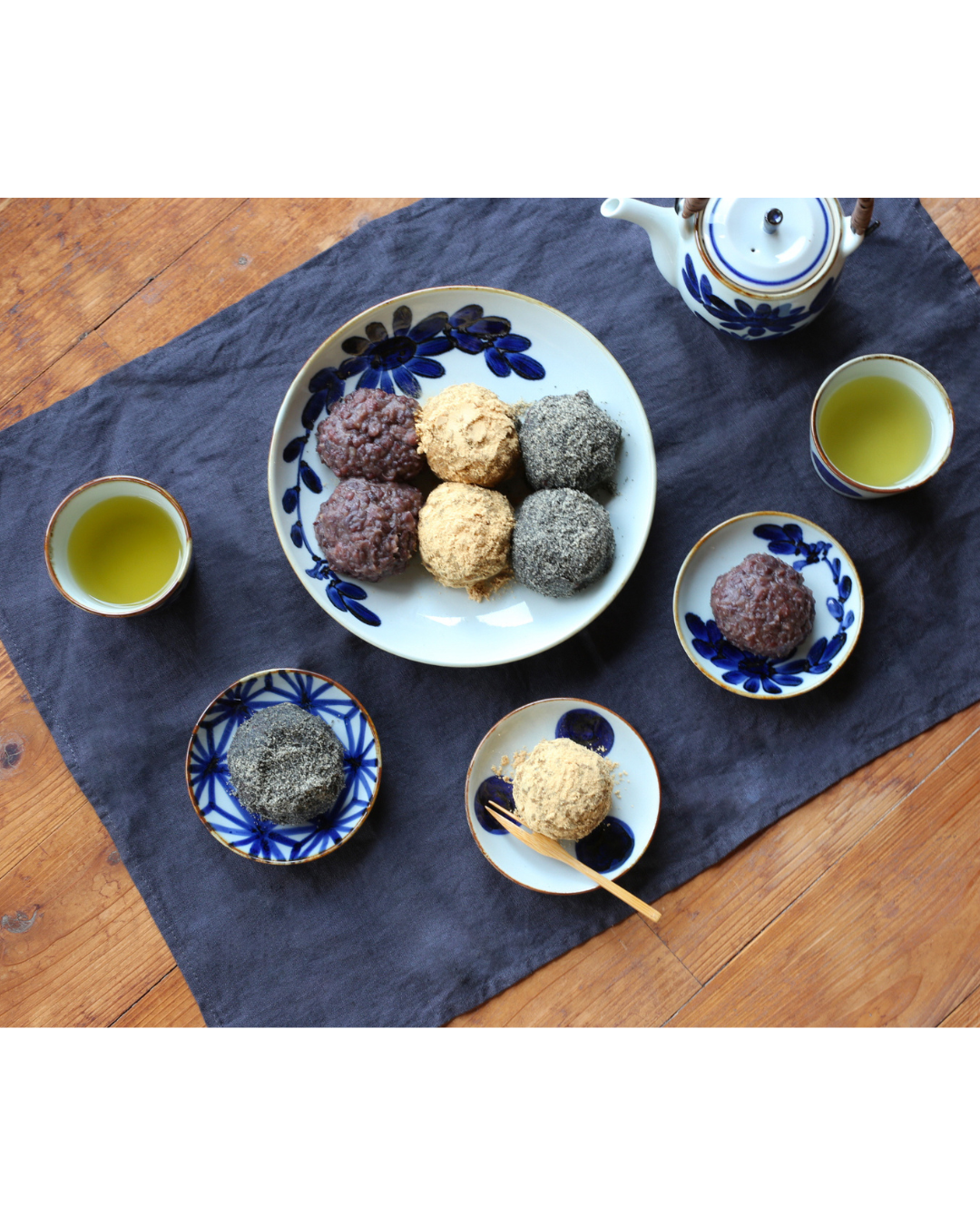 Blue & White Hand-Painted Japanese Large Plate 8.7" – Hasami Ware with ohagi and small plates