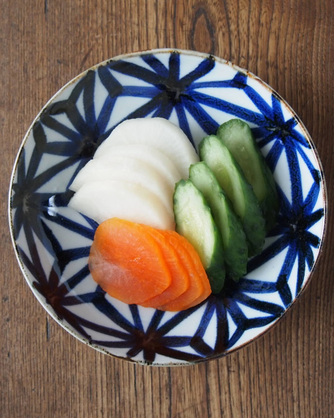 Blue & White Hand-Painted Japanese Small Plate 6.3" – Hasami Ware