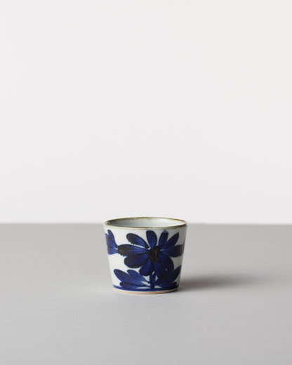 Blue & White Hand-Painted Small Cup – Hasami Ware chrysanthemum