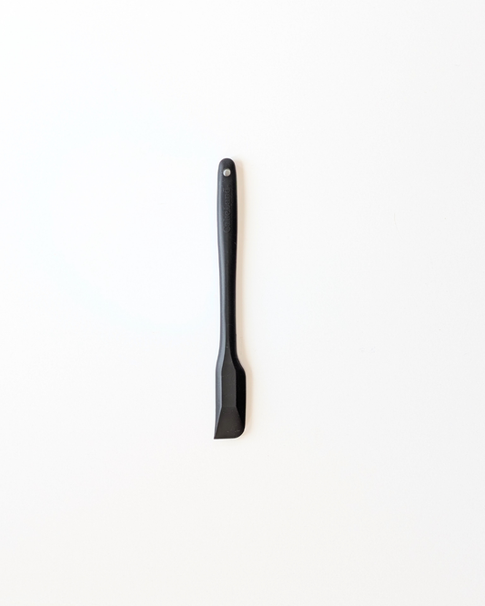 Slim Heat-Resistant Silicone Spatula – Black top