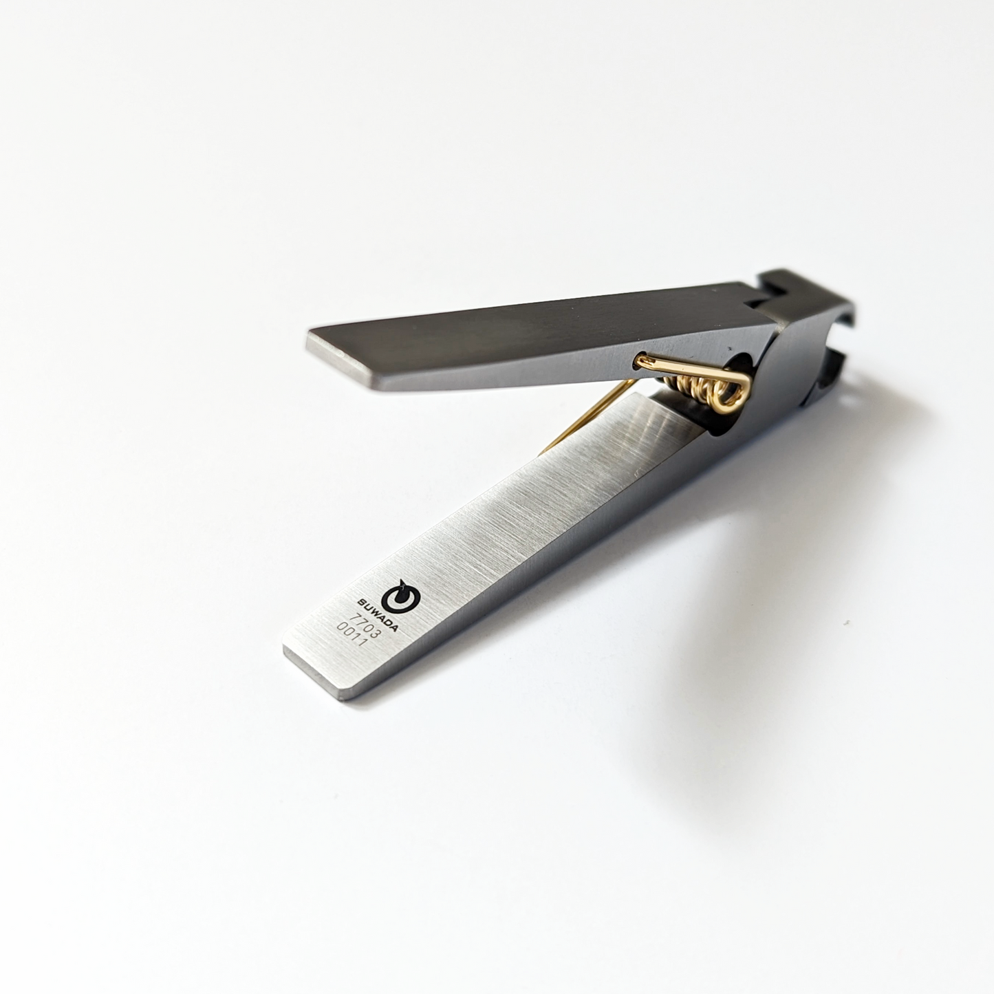 Nail Clipper Petite Gold / Red